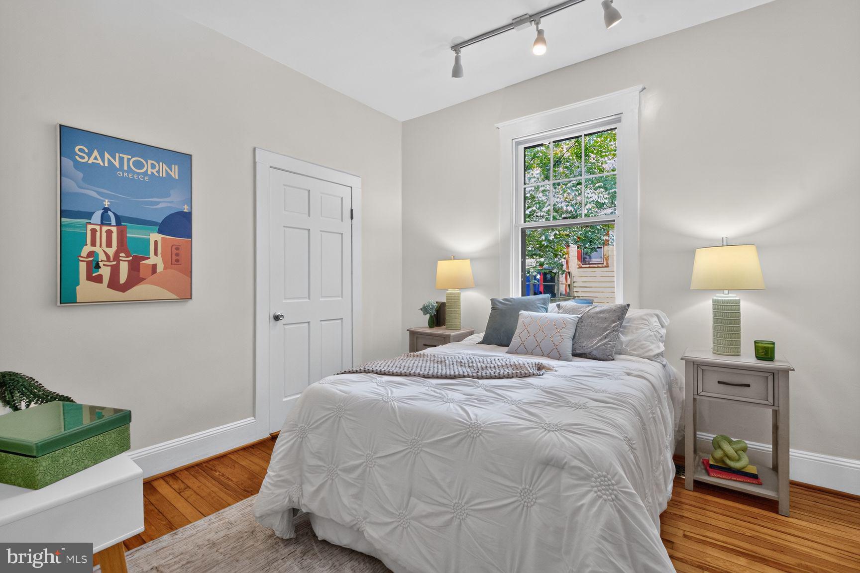 734 Silver Spring Avenue Silver Spring, MD 20910 - Photo 17 of 65 Bedroom #2