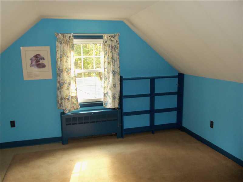 230 River Road Brunswick, ME 04011 - Photo 15 of 20 Bedroom.