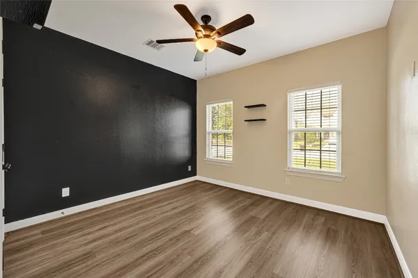 $2,800 | 15914 Tug Court, Crosby, TX 77532