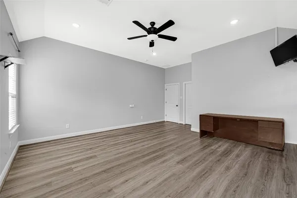 $2,800 | 15914 Tug Court, Crosby, TX 77532