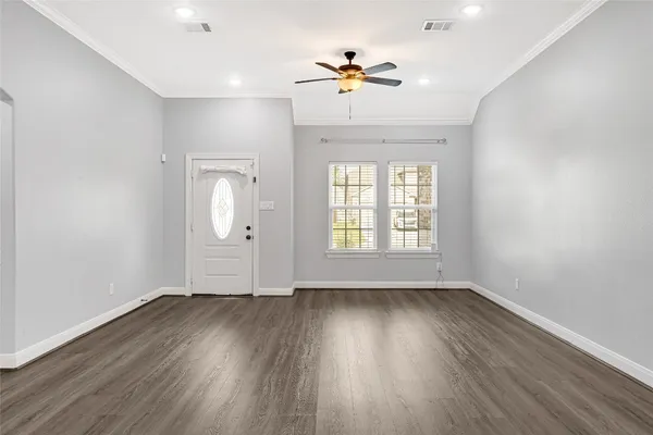 $2,800 | 15914 Tug Court, Crosby, TX 77532