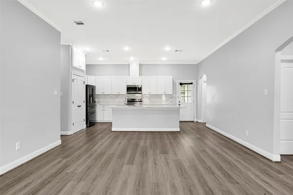 $2,800 | 15914 Tug Court, Crosby, TX 77532