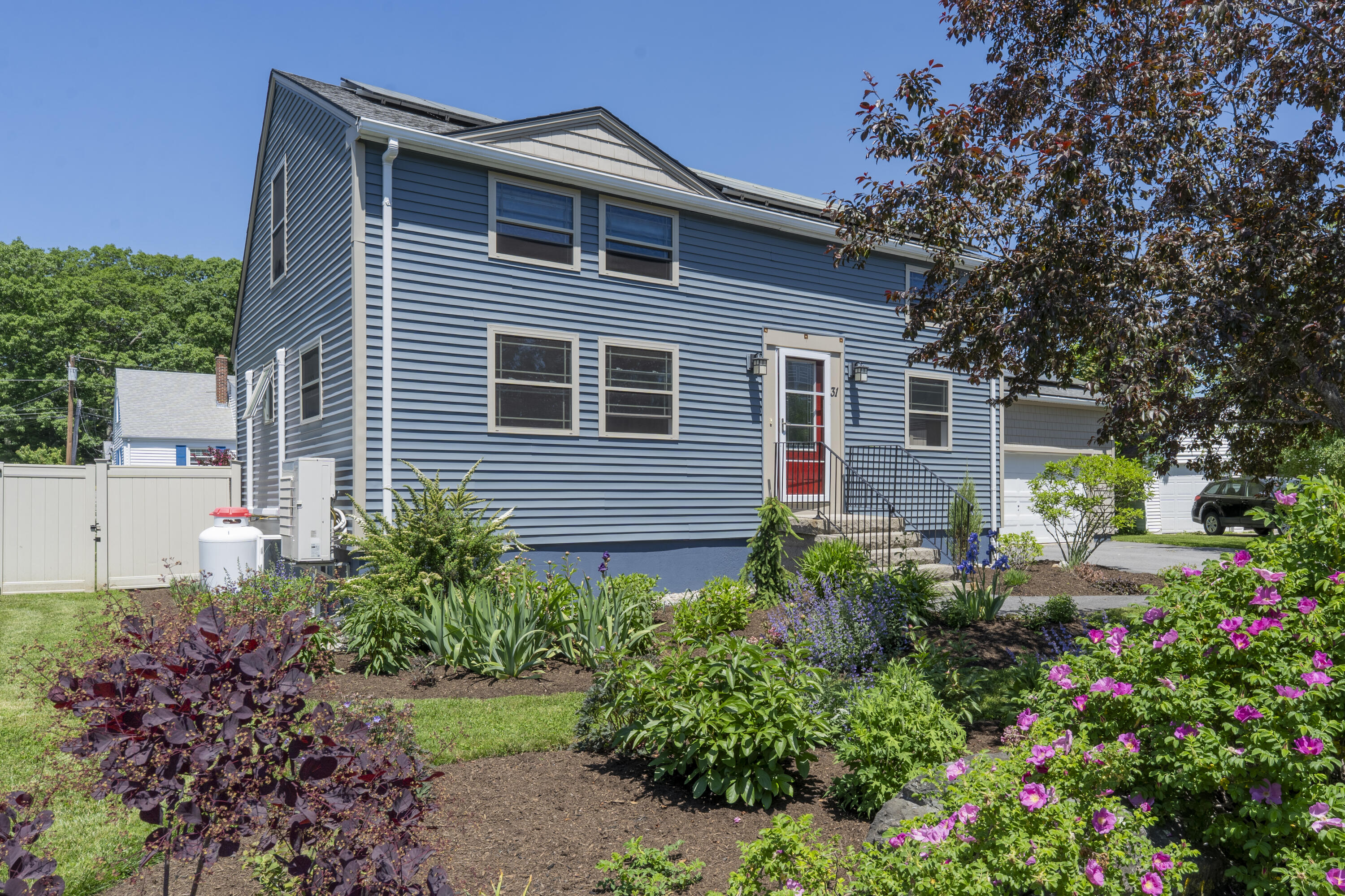 31 Samuel Road Portland, ME 04103 - Photo 1 of 28 31 Samuel-1