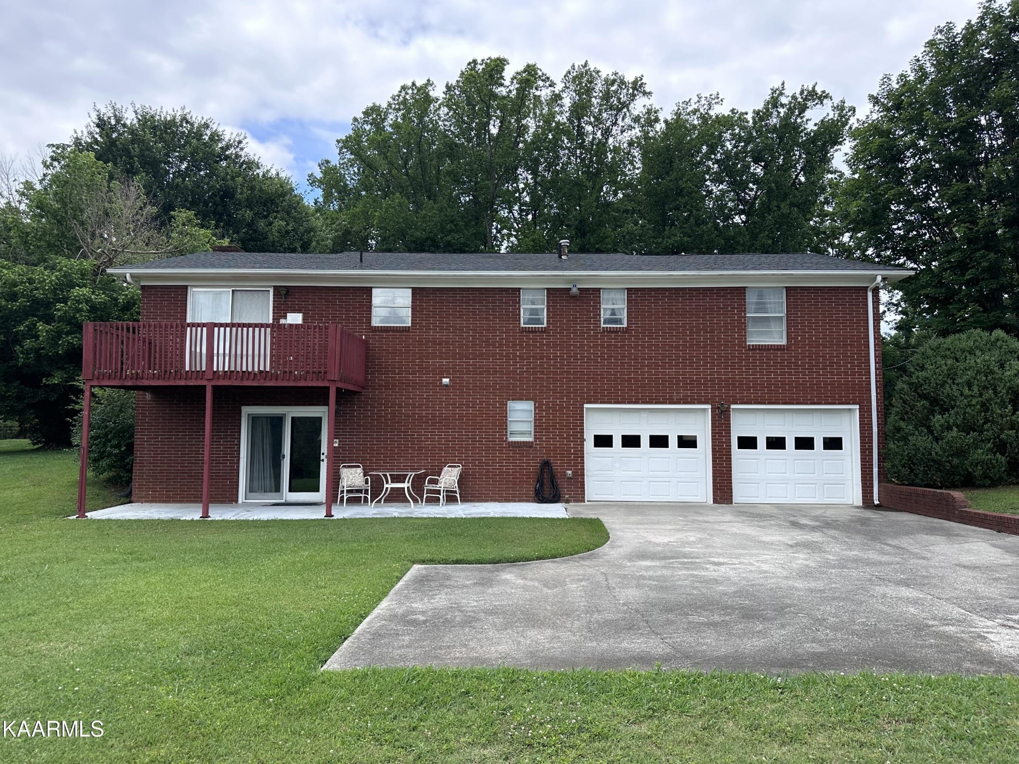 208 Ridge Road Maryville, TN 37803 - Photo 7 of 57 Gallery Image 7