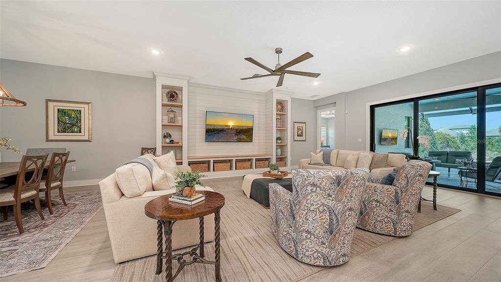 5018 Surfside Circle Lakewood Ranch, FL 34211 - Photo 10 of 76