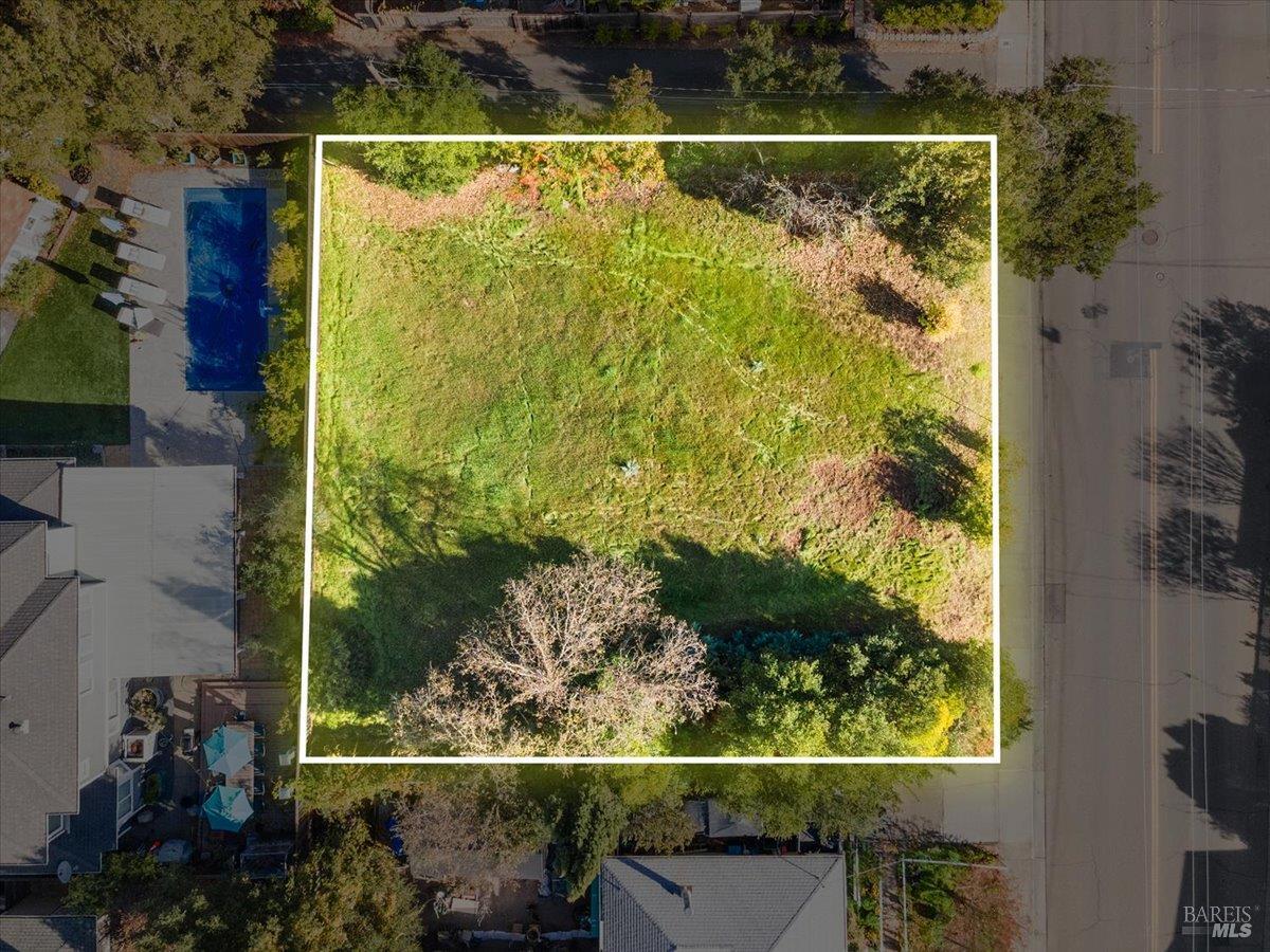 119 Powell Avenue Healdsburg, CA 95448 - Photo 13 of 19