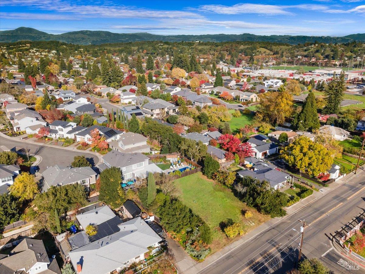 119 Powell Avenue Healdsburg, CA 95448 - Photo 16 of 19 an aerial view of residential houses with outdoor space