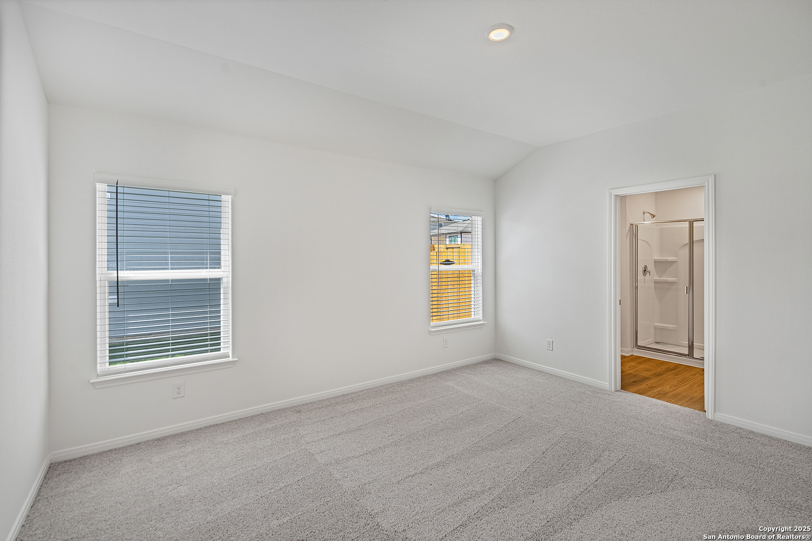 16044 Imes Way Lytle, TX 78052 - Photo 12 of 32