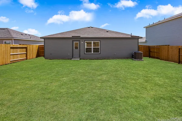 $252,900 | 16044 Imes Way, Lytle, TX 78052