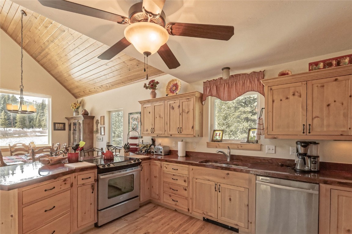 152 Cliff's Way Alma, CO 80420 - Photo 17 of 32