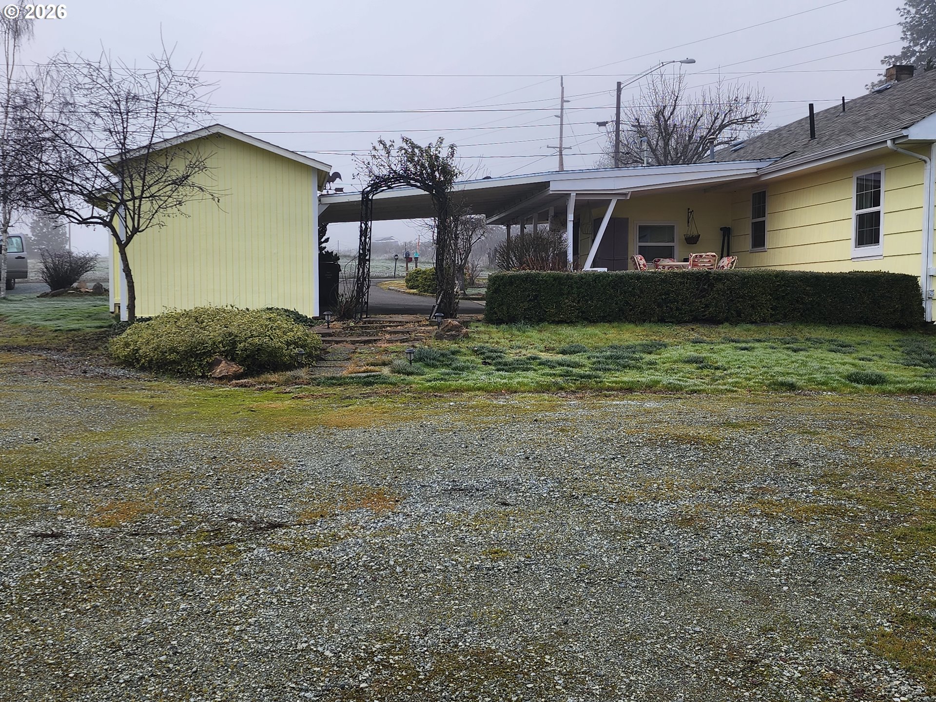 795 E Street Riddle, OR 97469 - Photo 6 of 40