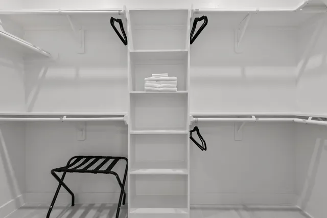 $449,999 | 5114 Golden Forest Drive, Unit B, Houston, TX 77091