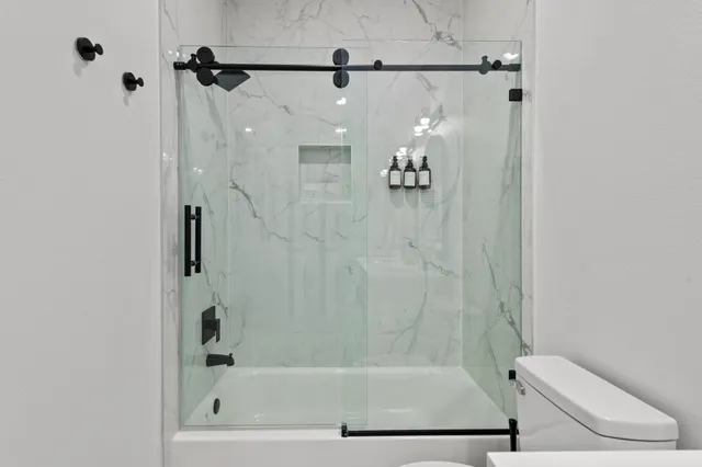 $449,999 | 5114 Golden Forest Drive, Unit B, Houston, TX 77091