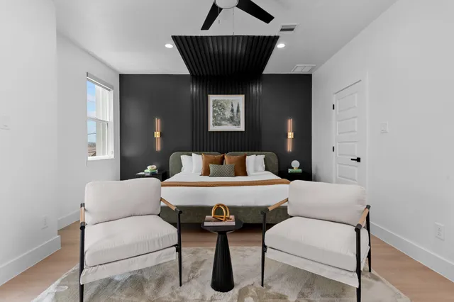 $449,999 | 5114 Golden Forest Drive, Unit B, Houston, TX 77091