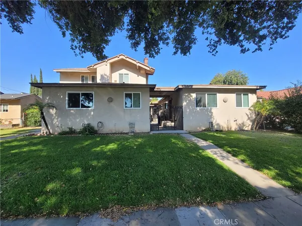 $1,850 | 1062 North Huntington Boulevard, Unit 4, Pomona, CA 91768