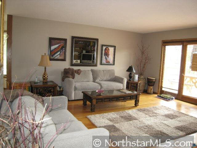 2720 Medicine Ridge Road Plymouth, MN 55441 - Photo 9 of 10