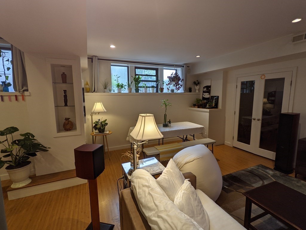 2021 Commonwealth Avenue, Unit B Boston, MA 02135 - Photo 3 of 17