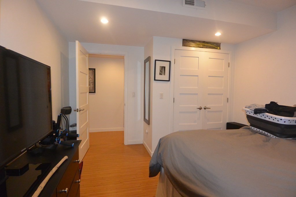 2021 Commonwealth Avenue, Unit B Boston, MA 02135 - Photo 10 of 17
