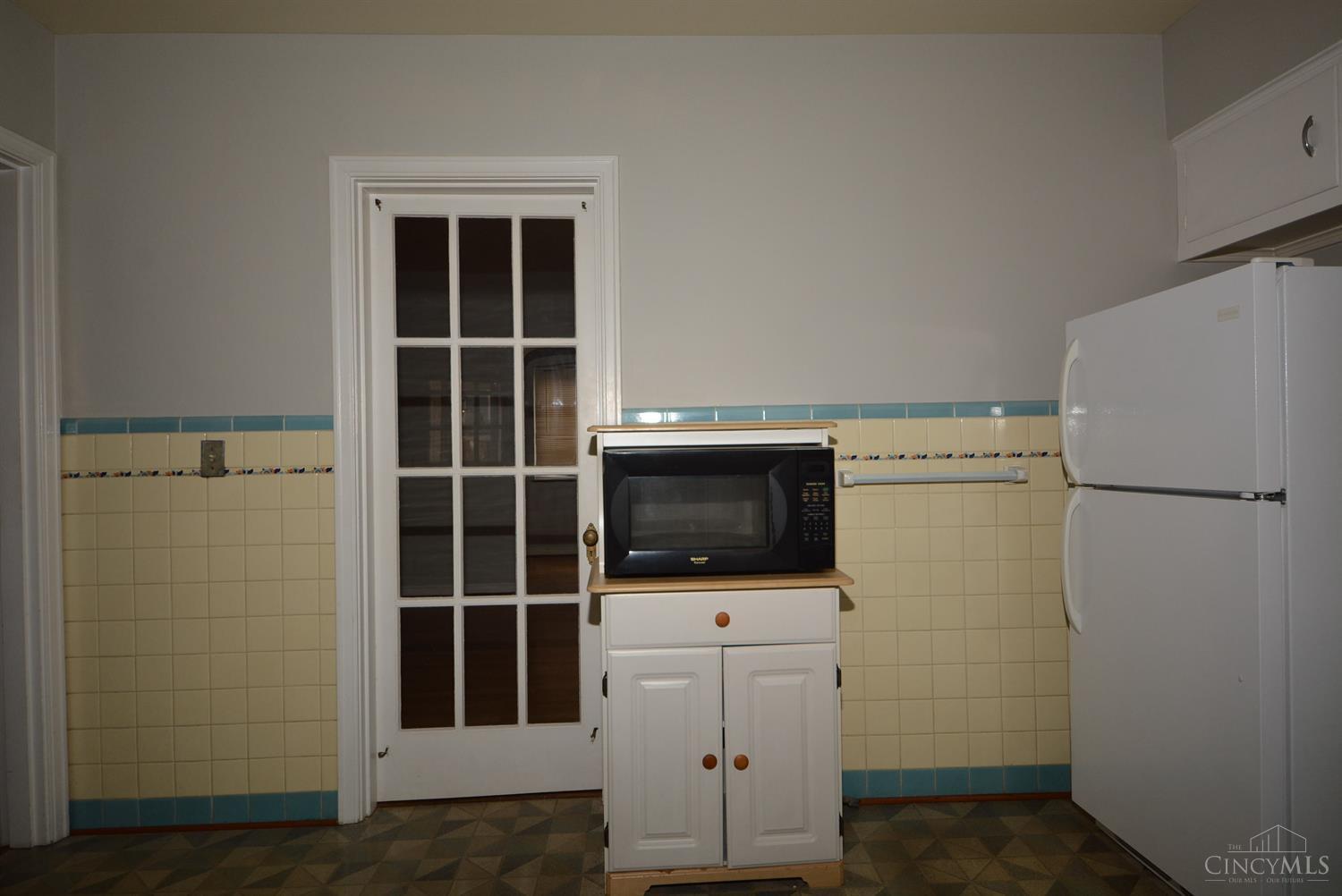 1815 Adams Road Cincinnati, OH 45231 - Photo 12 of 29 Gallery Image 12
