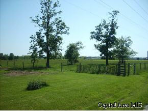 2565 Woodson Franklin Road Franklin, IL 62638 - Photo 2 of 2