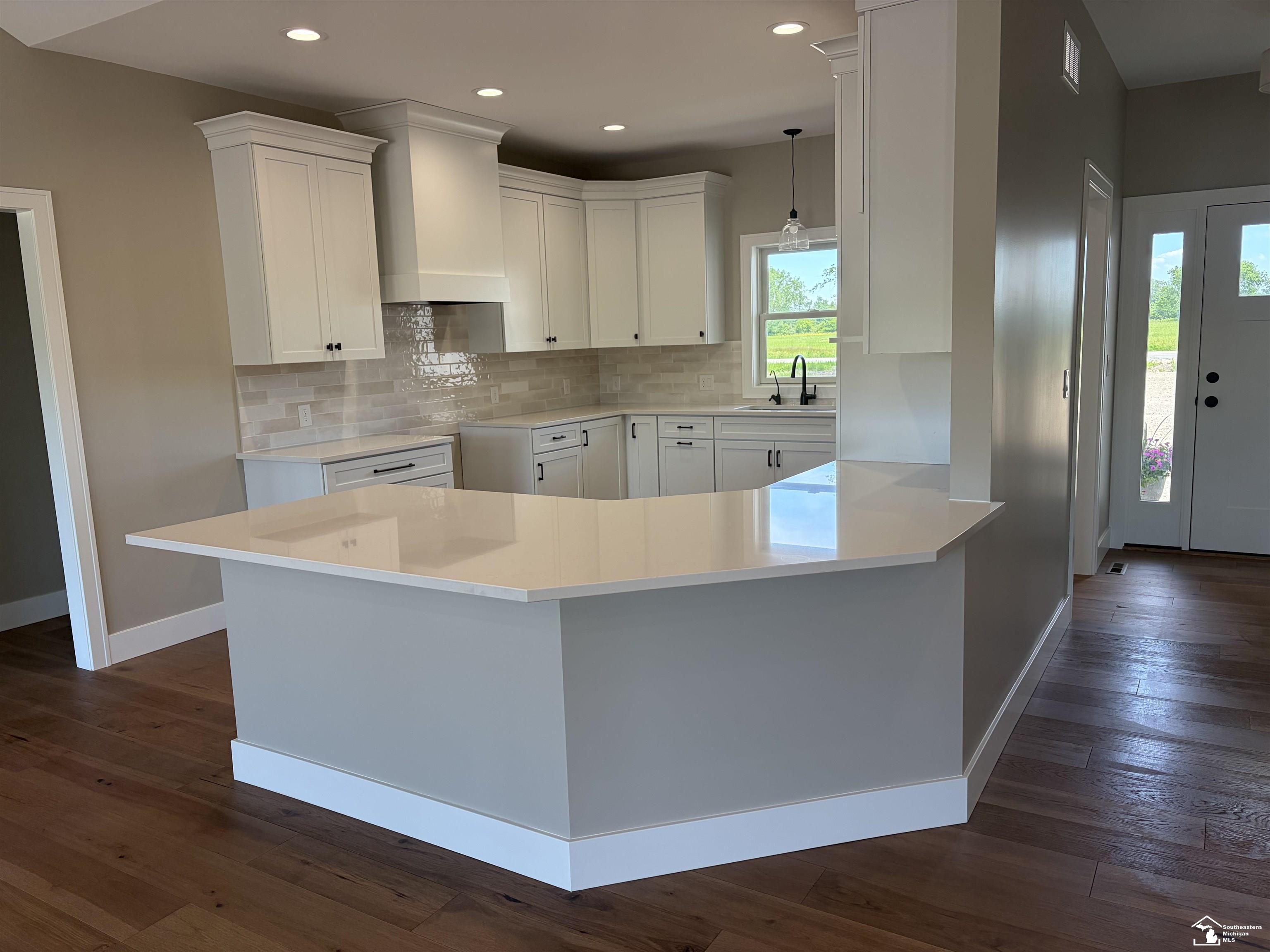 8551 Grafton Road Newport, MI 48166 - Photo 8 of 22