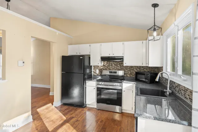 $415,000 | 87 Algonquin Road, Clifton Park, NY 12065