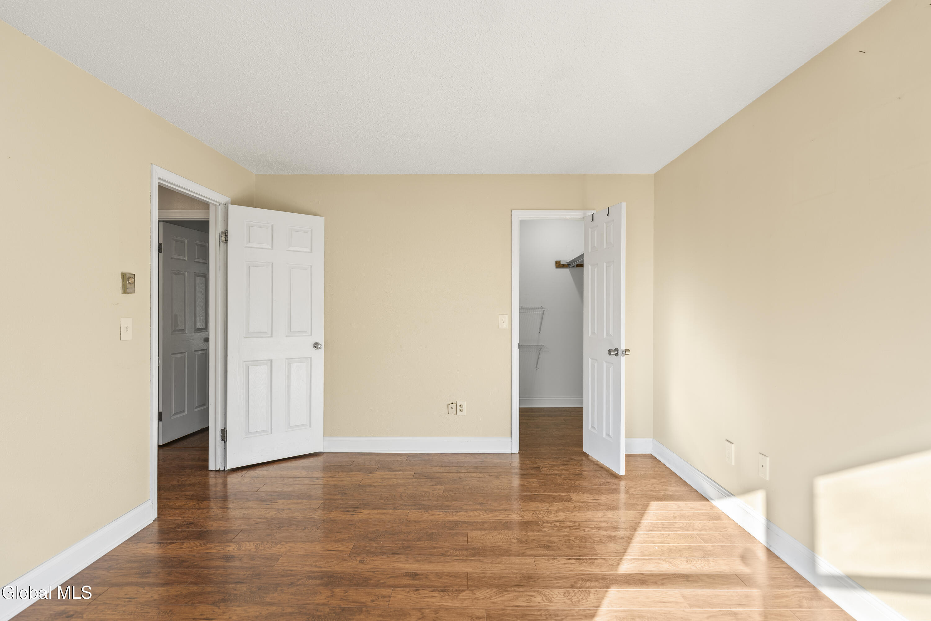 87 Algonquin Road Clifton Park, NY 12065 - Photo 16 of 30 DSC09874