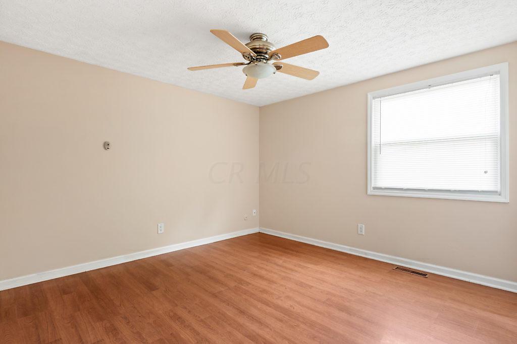 2320 Weyburn Road Columbus, OH 43232 - Photo 22 of 26