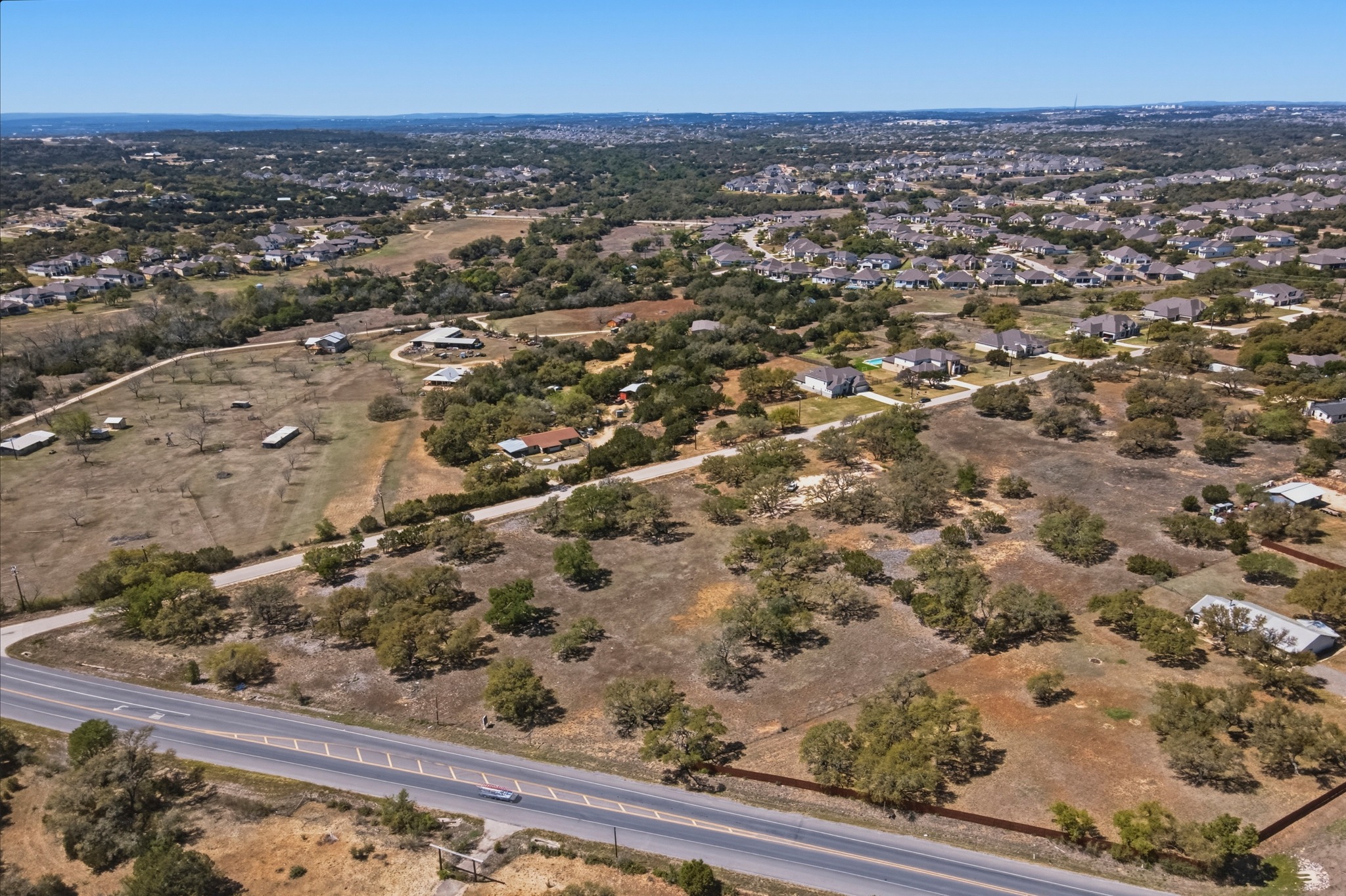 268 Kinnikinik Loop Austin, TX 78737 - Photo 13 of 32