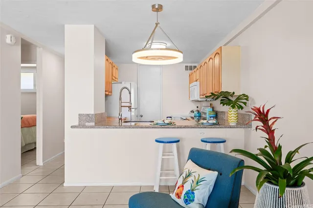 $699,000 | 14 Aulike Street, Unit 904, Kailua, HI 96734