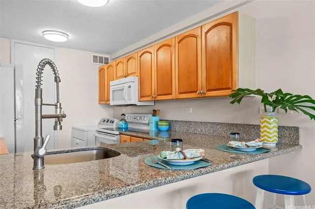 $699,000 | 14 Aulike Street, Unit 904, Kailua, HI 96734