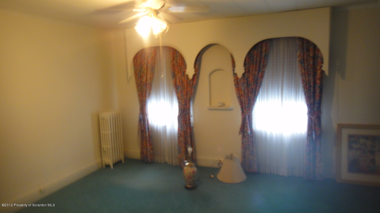 1206 Rundle Street Scranton, PA 18504 - Photo 10 of 14 Gallery Image 10