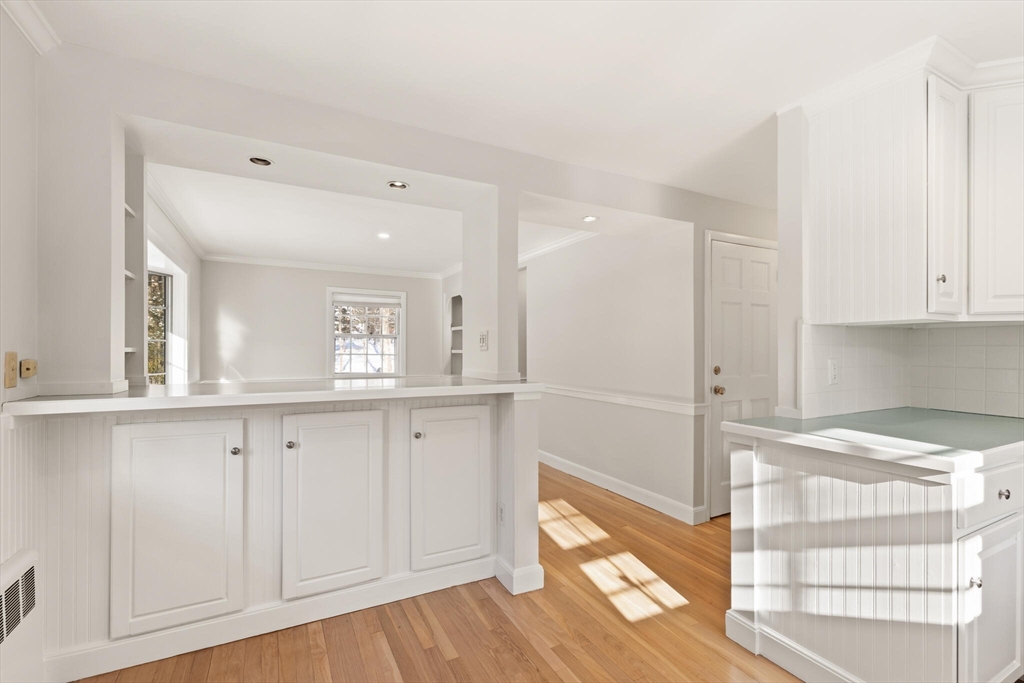 598 Peakham Road Sudbury, MA 01776 - Photo 14 of 36