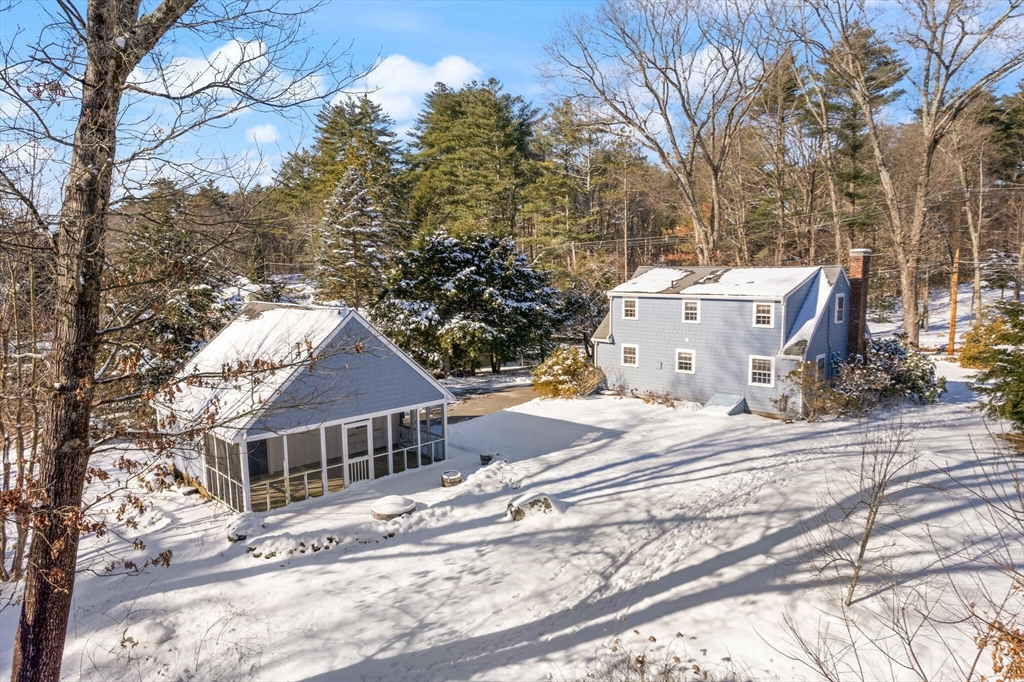 598 Peakham Road Sudbury, MA 01776 - Photo 4 of 36