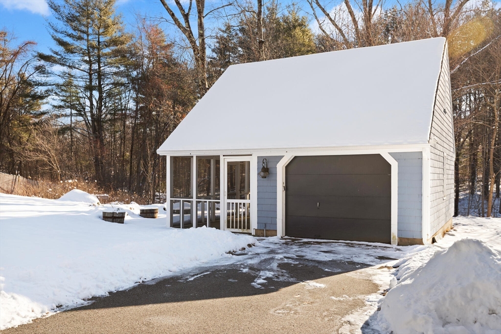 598 Peakham Road Sudbury, MA 01776 - Photo 6 of 36