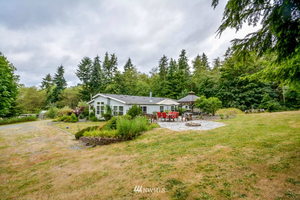 2968 Taylor Road Oak Harbor, WA 98277 - Photo 1 of 25 Gallery Image 1