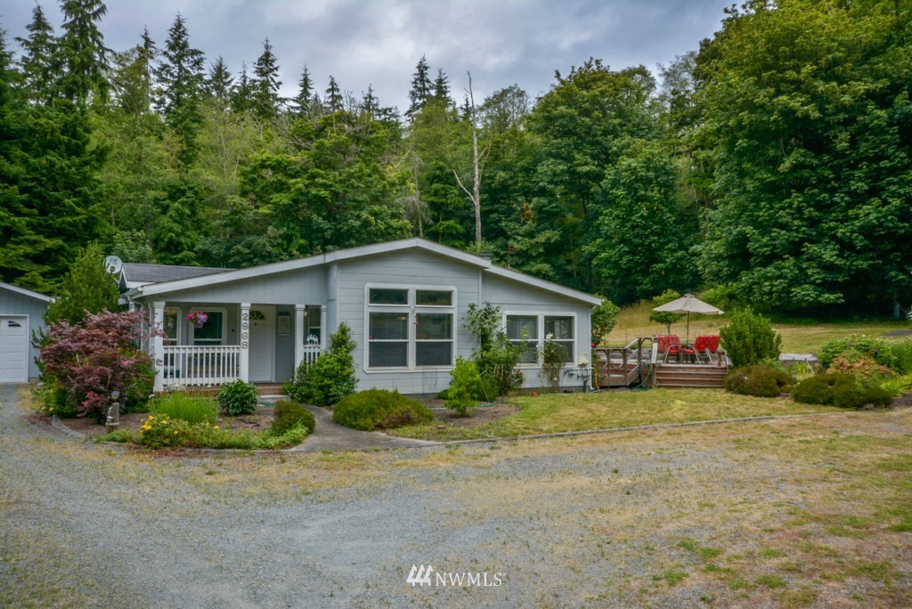 2968 Taylor Road Oak Harbor, WA 98277 - Photo 3 of 25 Gallery Image 3