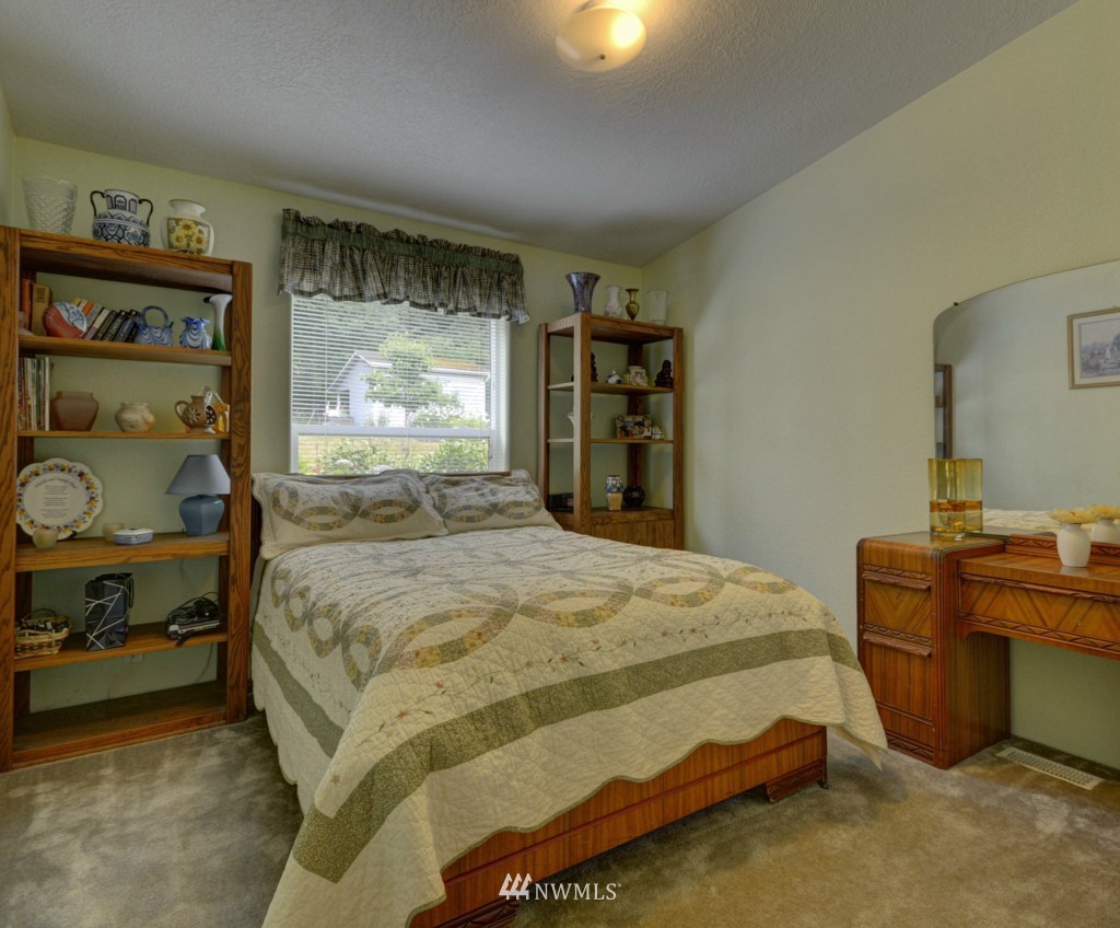 2968 Taylor Road Oak Harbor, WA 98277 - Photo 10 of 25 Gallery Image 10