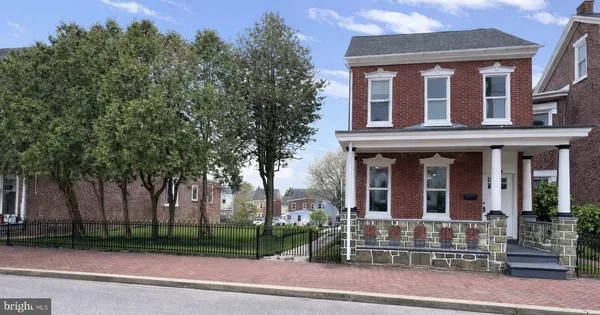 $324,900 | 26 East 5th Street, Pottstown, PA 19464