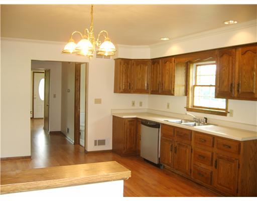 563 Freeport Road Freeport, PA 16229 - Photo 3 of 18 Kitchen.