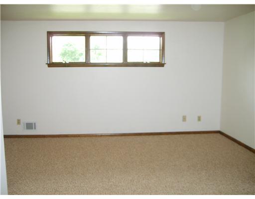 563 Freeport Road Freeport, PA 16229 - Photo 9 of 18 Master Bedroom.