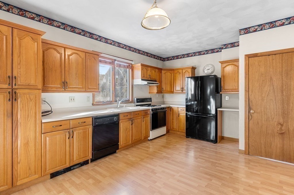 82 Bromfield Road Somerville, MA 02144 - Photo 24 of 40 Gallery Image 24