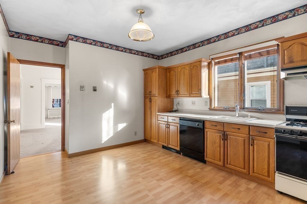 82 Bromfield Road Somerville, MA 02144 - Photo 25 of 40 Gallery Image 25