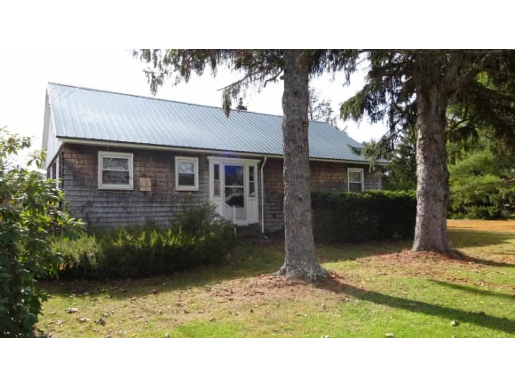211 Richmond Road Winchester, NH 03470 - Photo 3 of 27