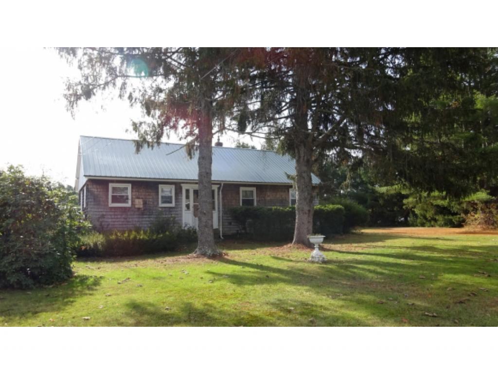 211 Richmond Road Winchester, NH 03470 - Photo 4 of 27