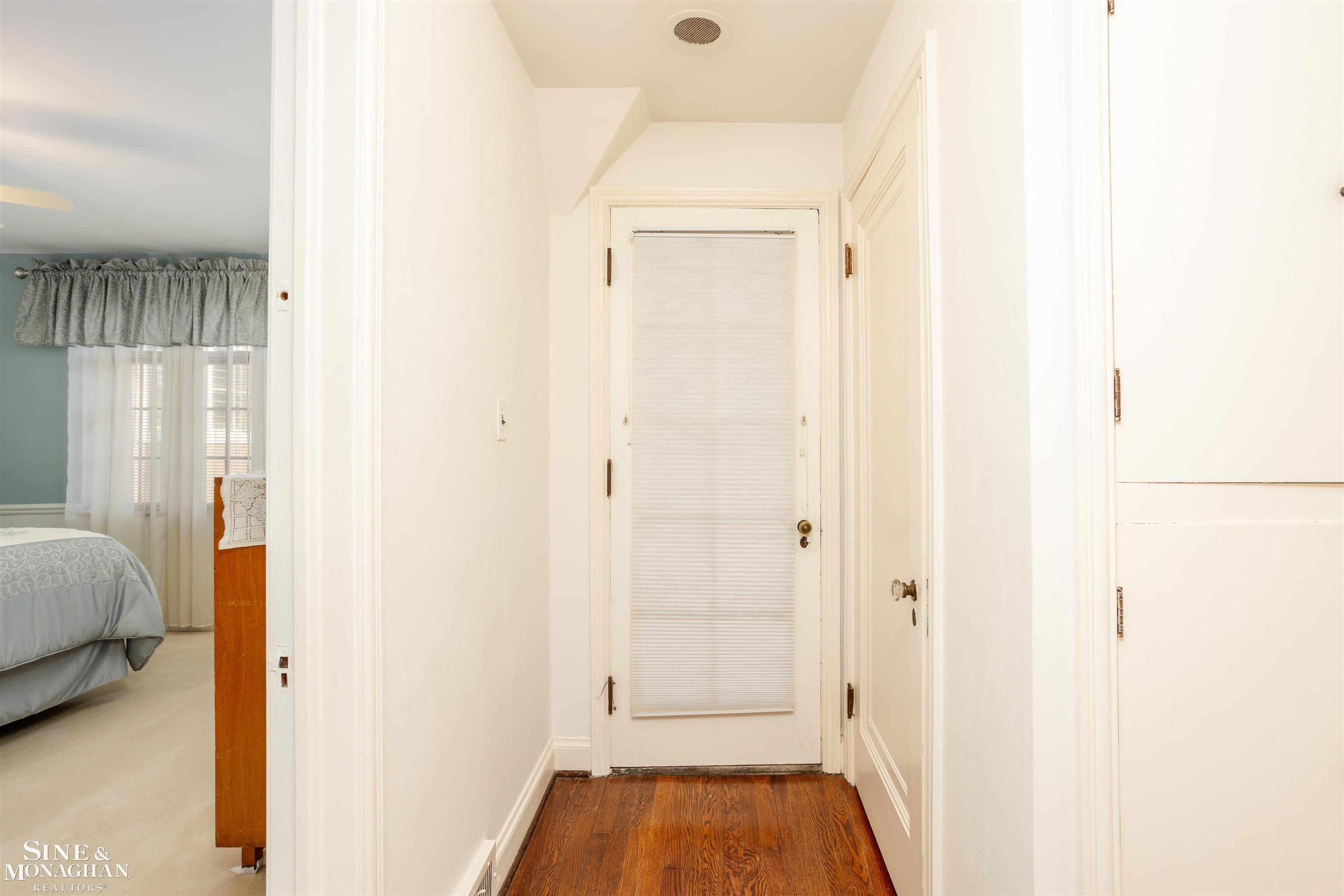 532 Lincoln Road Grosse Pointe, MI 48230 - Photo 29 of 71 50133585-B091C62A-9332-4967-930D-80FC4AC81020.JPG