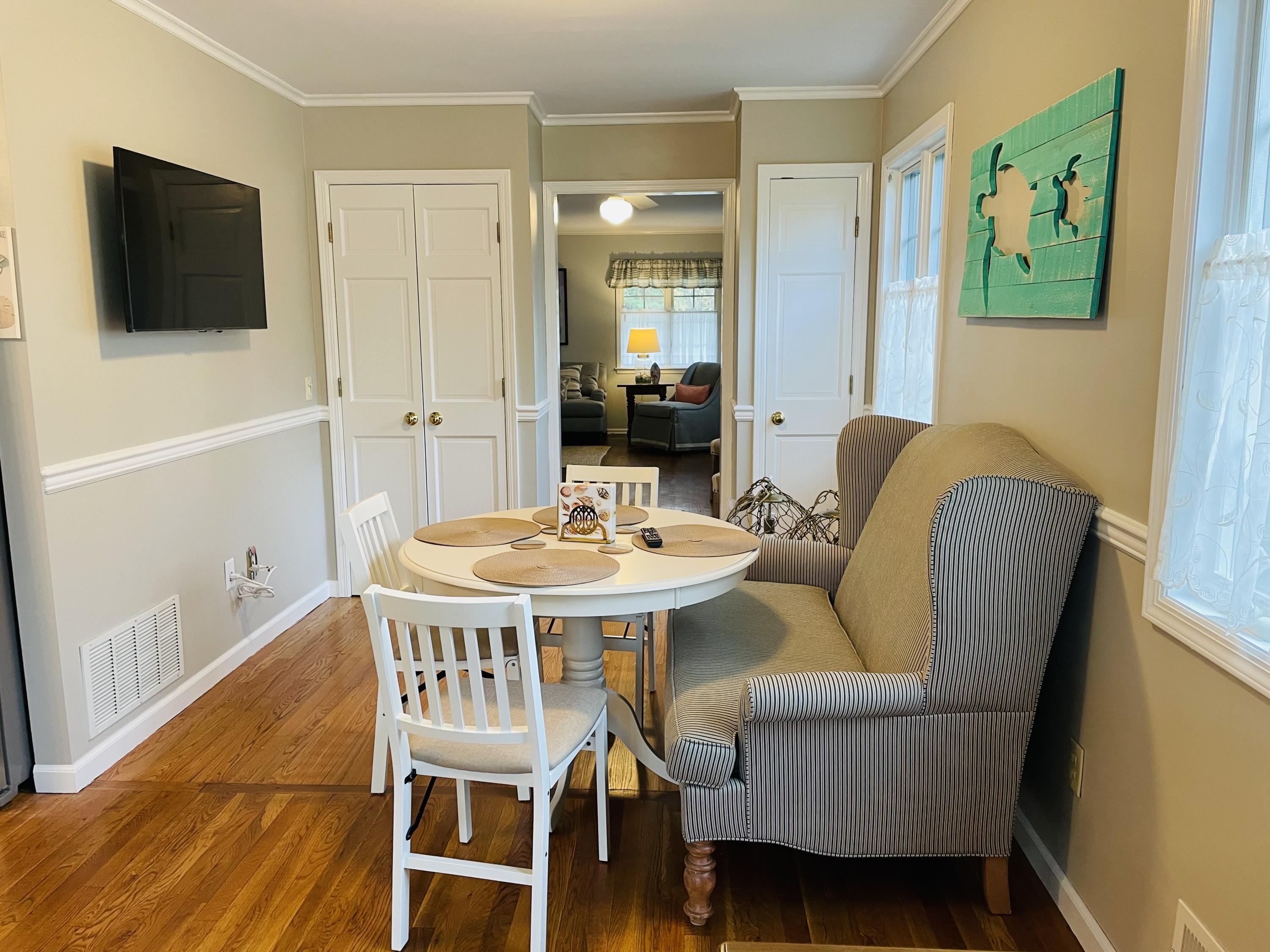 506 Monmouth Avenue Spring Lake, NJ 07762 - Photo 11 of 38 81D3B2F4-D4C1-4C20-BF37-751DE30BDA95