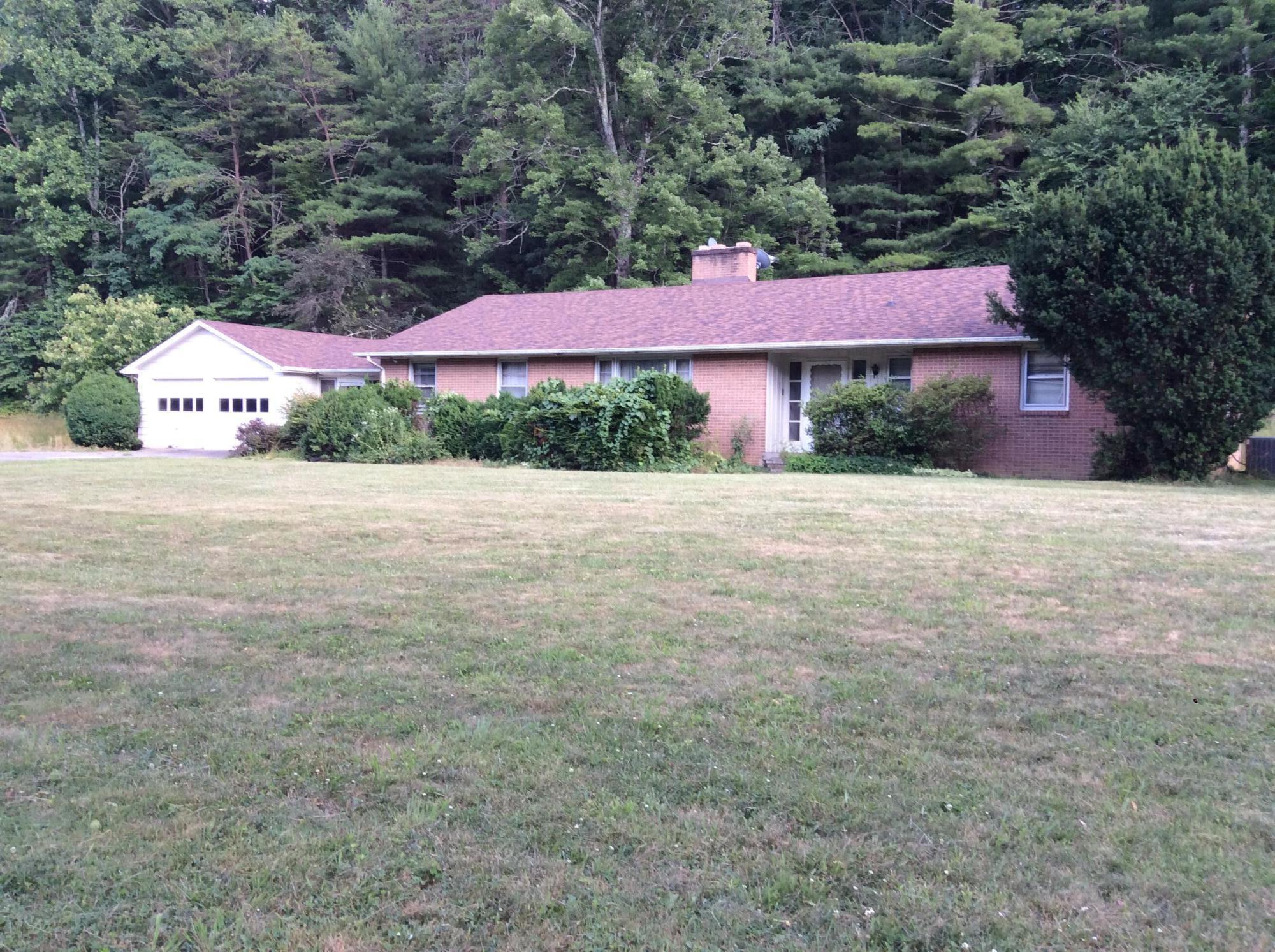 273 Paint Bank Road New Castle, VA 24127 - Photo 2 of 38 IMG_0651