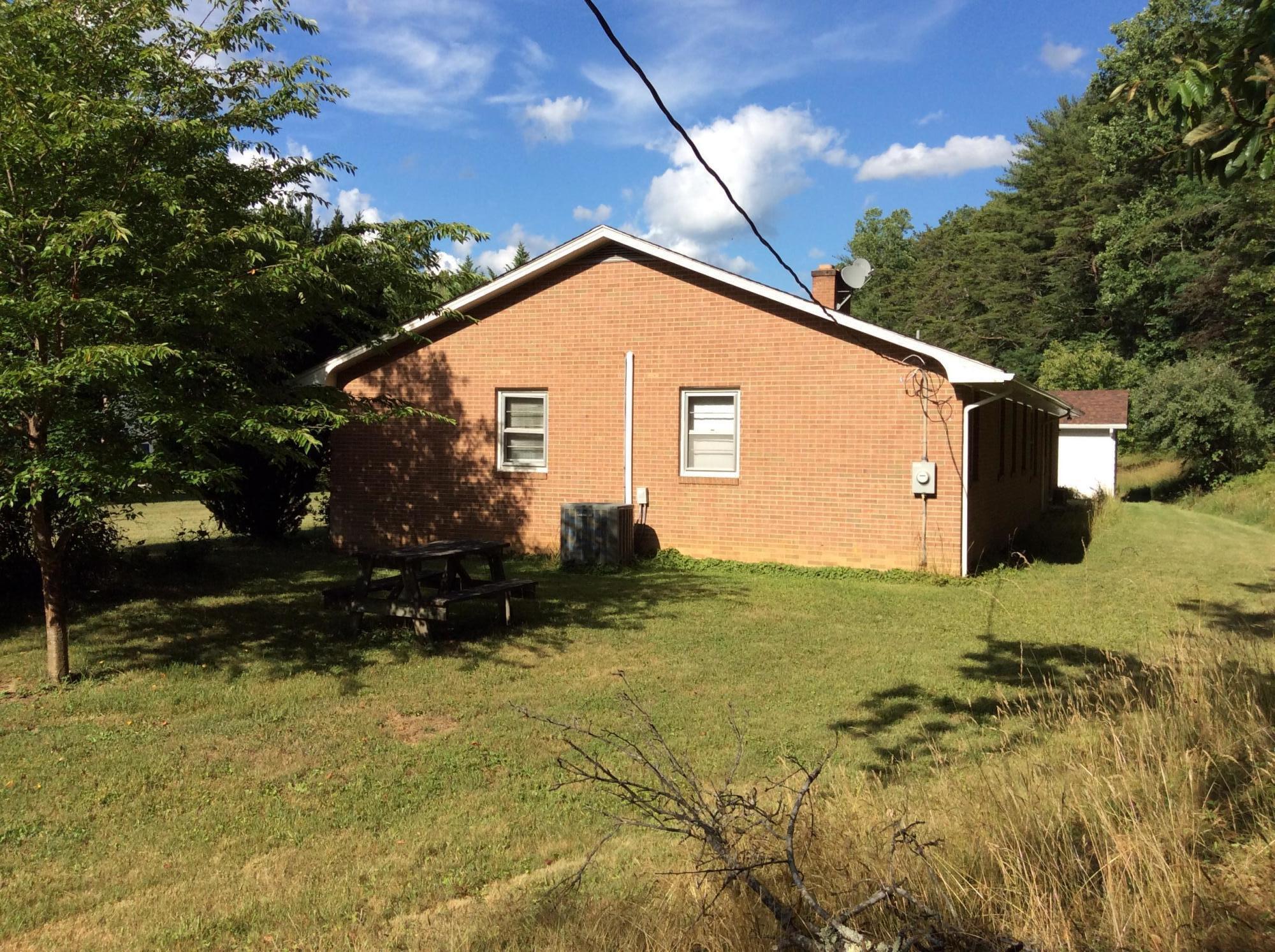 273 Paint Bank Road New Castle, VA 24127 - Photo 8 of 38 IMG_0662