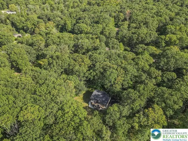 $465,000 | 115 White Oak Court, Tannersville, PA 18372